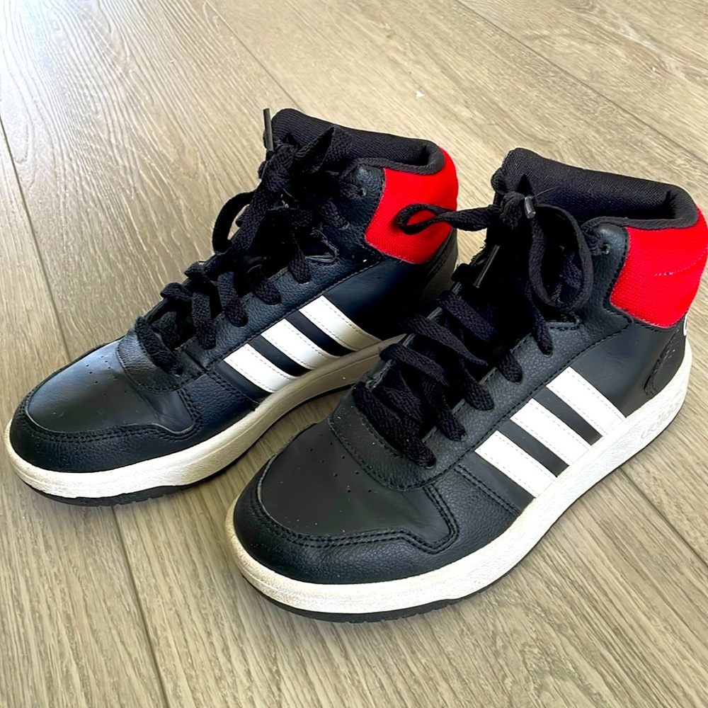 Adidas Hoops 2.0 Youth 5 Mid Top Leather Sneakers Black Red